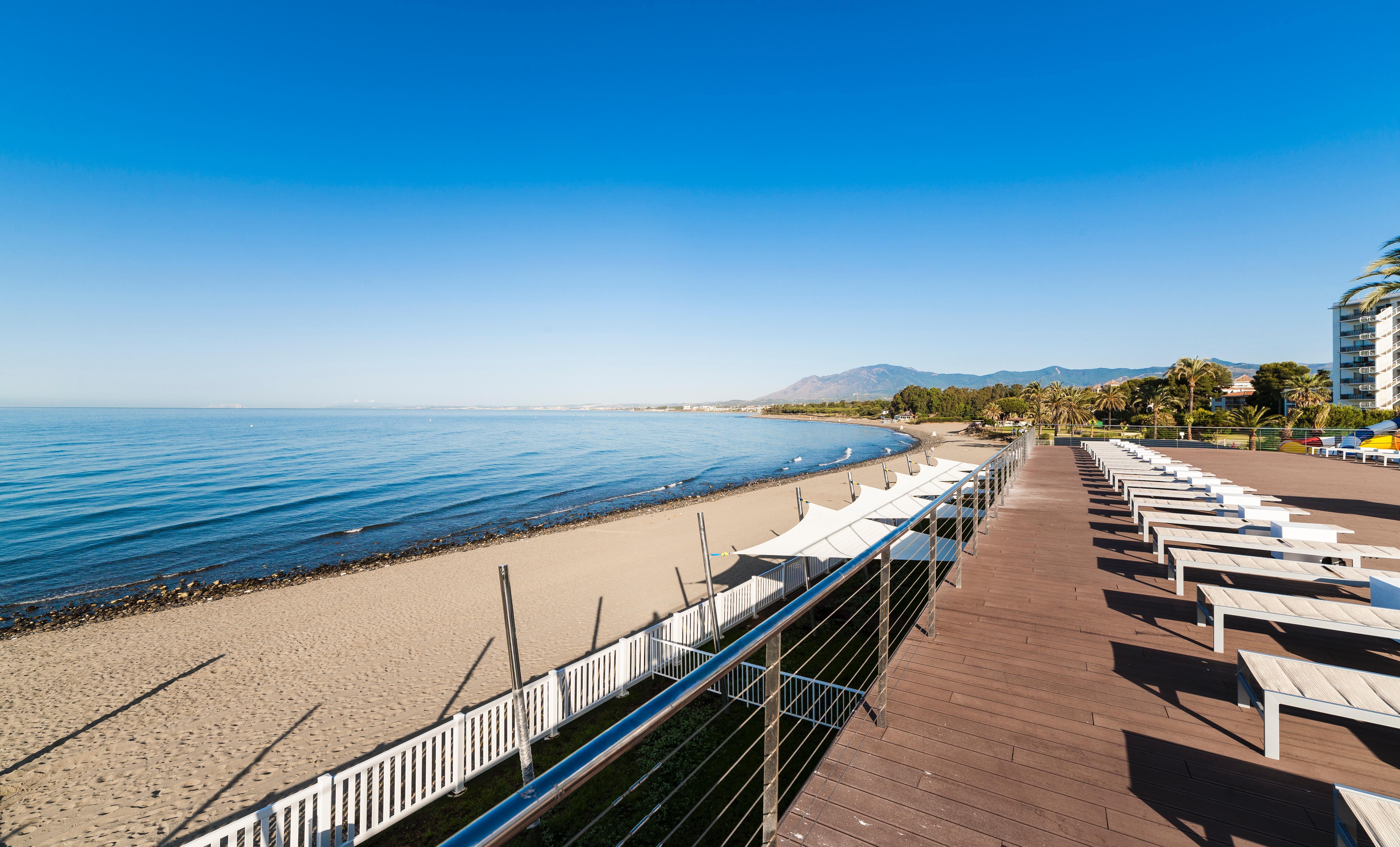 Globales Playa Estepona Exterior foto